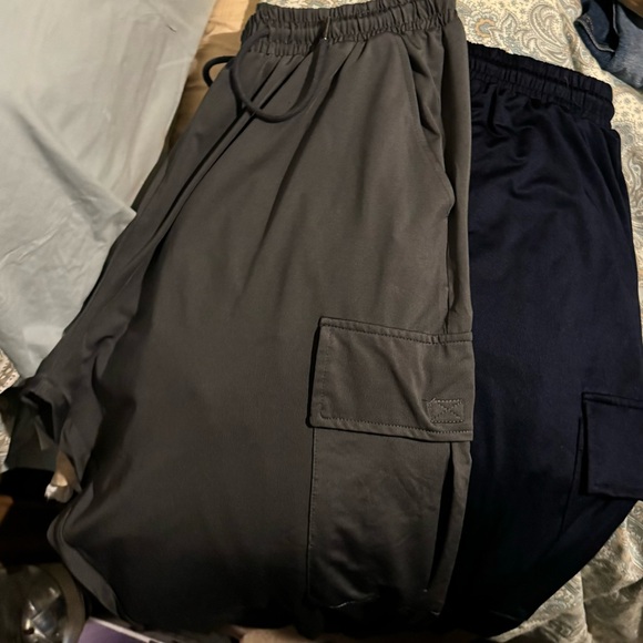 SHEIN Other - SHEIN Women’s Charcoal and Navy Jogging Cargo Pants